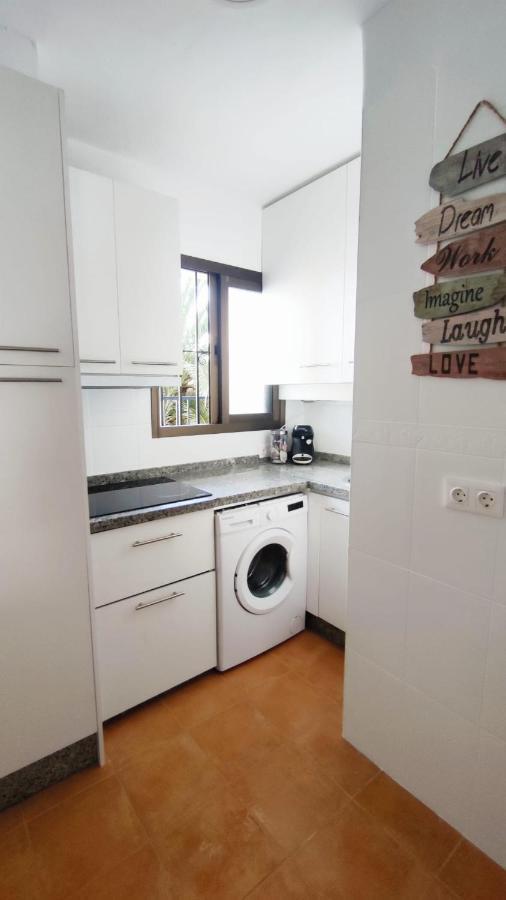 Casa Yaye Apartment Фуeнхирола Екстериор снимка
